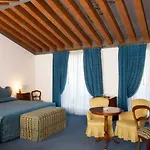 Relais Monaco Country &