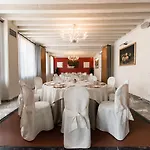 Relais Monaco Country & 4*