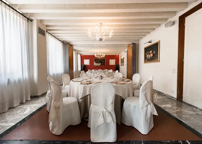 Relais Monaco Country & 4*