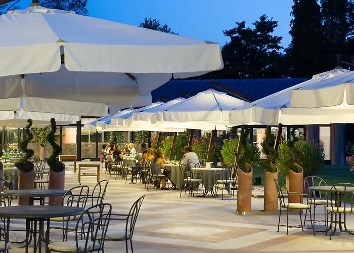 Relais Monaco Country &